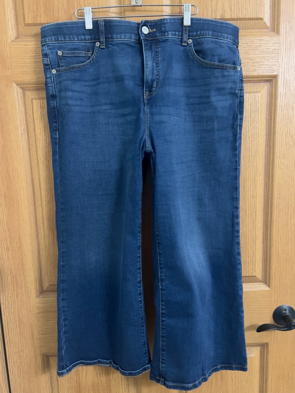 Torrid Signature Bombshell High-Rise Wide Leg Ankle Jean Sz 18